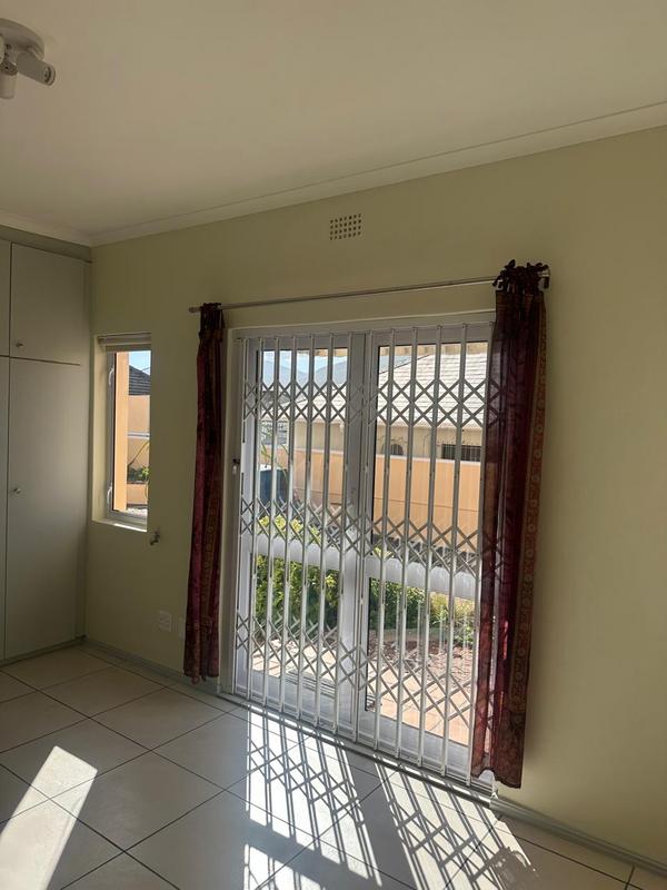 To Let 1 Bedroom Property for Rent in Fish Hoek Western Cape